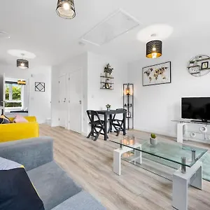 Fantastic Near Centre! York