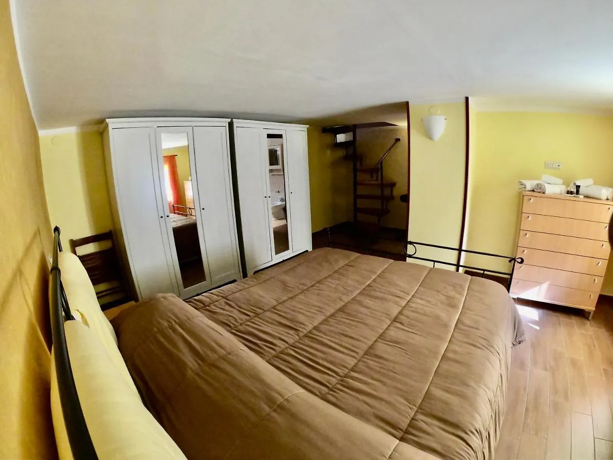 Di Sarno'S Port'Alba Apartment Naples Italy